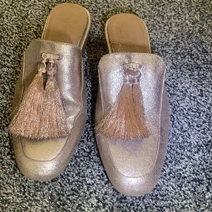 Women’s rose gold slides size 9